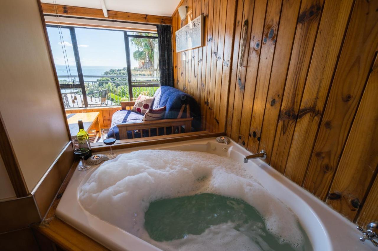 Supacute Character Cottage, Wifi, Sky Tv, Spa Bath, Spa Bath, Dble Kayak And Possibly A Car! Palm Beach Buitenkant foto